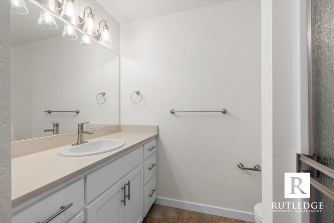 Building Photo - STUNNING 3 Bed / 2.5 Bath Brand New Townhome!!