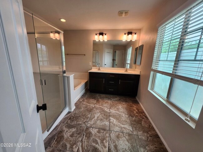 Building Photo - 10990 E Palmetto Pointe Trail