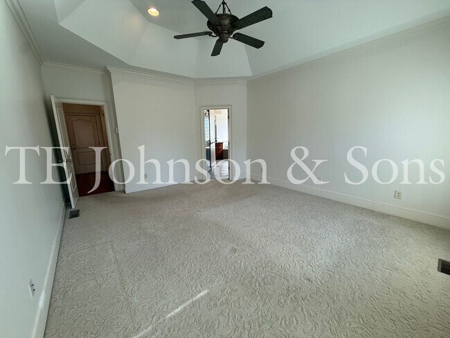 Building Photo - 5540 Brookberry Farm Rd