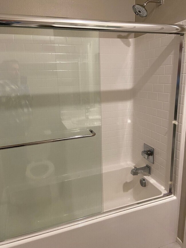 Building Photo - Model house 2 Bedroom  one loft in second ...