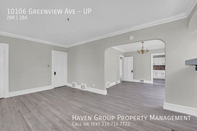 Building Photo - 10106 Greenview Ave