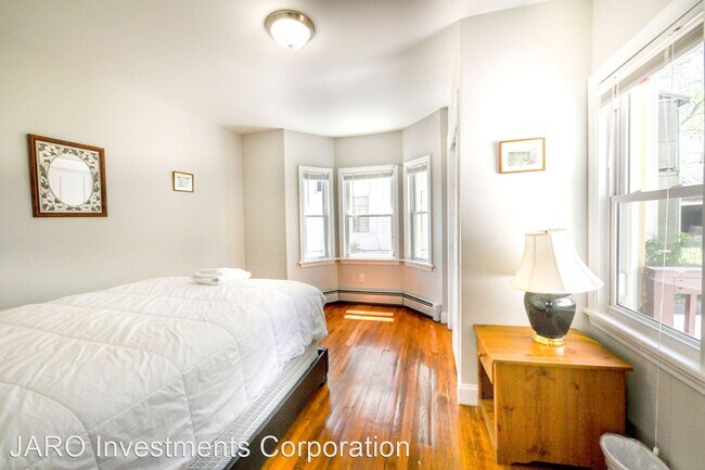 Building Photo - 4 br, 2 bath House - 41 Adams Street