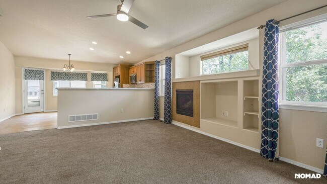 Building Photo - Charming 3BR Townhome in Colorado Springs