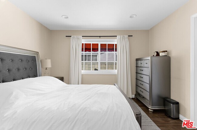 Building Photo - 13223 Arabella St