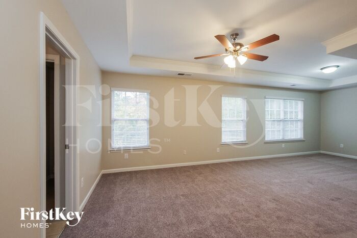Building Photo - 1025 Breakmaker Ln