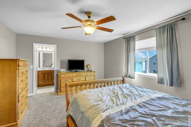 Building Photo - Charming 2-story home in Lorson Ranch