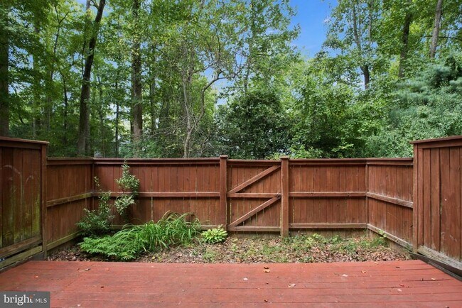 Building Photo - 2042 Headlands Cir