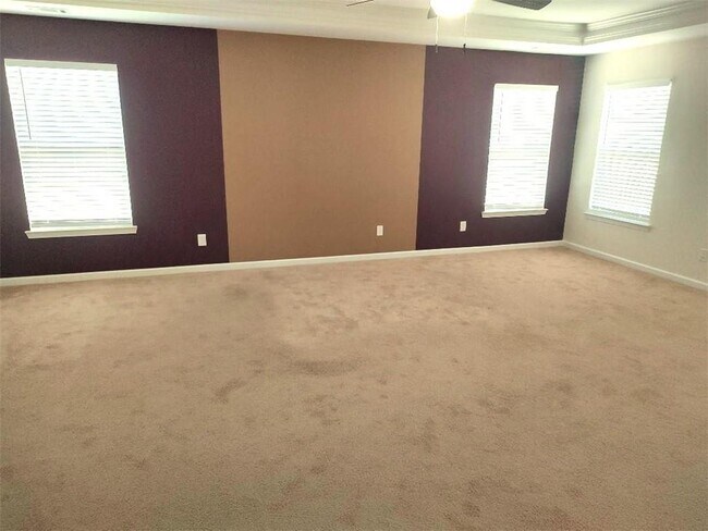Building Photo - 7255 Rocking Horse Ln