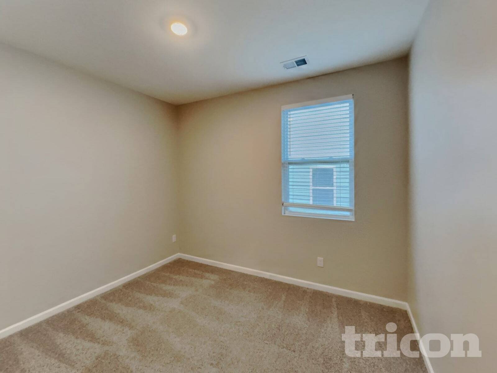 Building Photo - 1122 Woodbridge Blvd