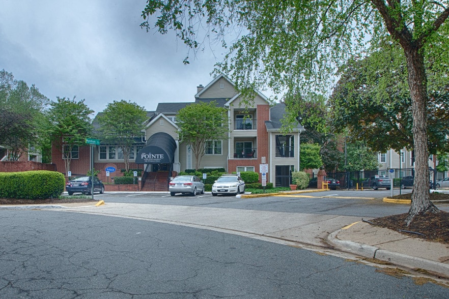 Building Photo - 3309 Wyndham Cir