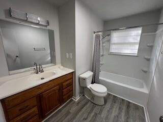 Building Photo - 302 St James