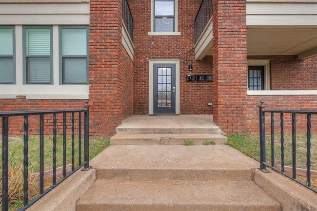 Building Photo - 207 NW 23rd St