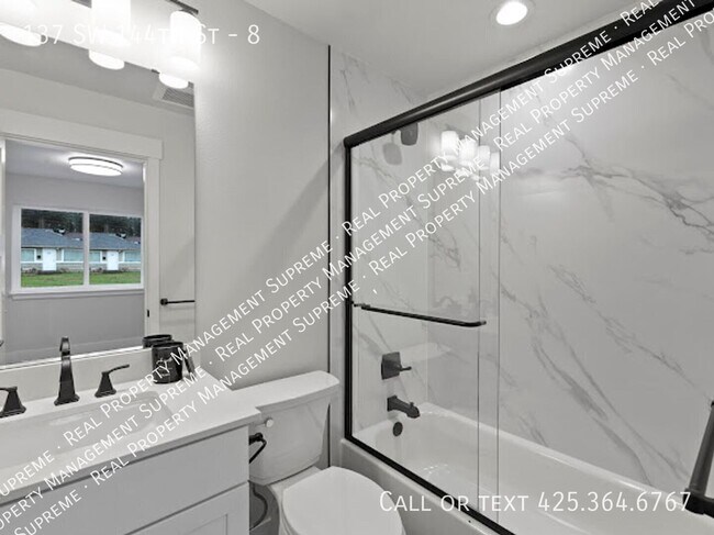 Building Photo - 137 SW 144th St