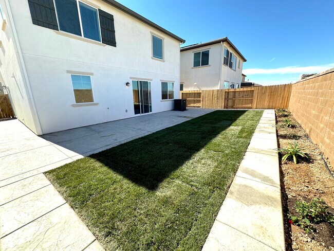 Building Photo - 8112 Moongate Wy