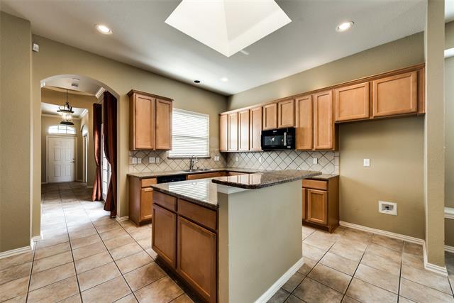 Building Photo - 12273 Hawk Creek Dr