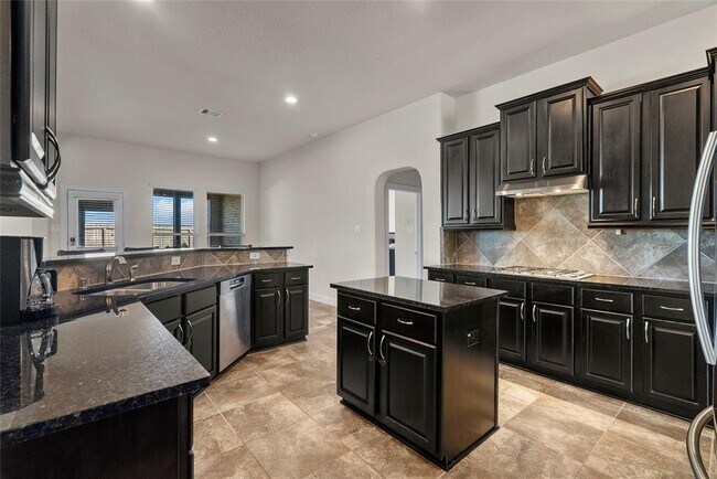 Building Photo - 20306 Fossil Valley Ln