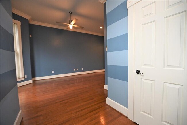 Building Photo - 916 N ALABAMA St