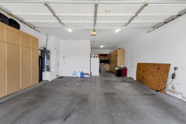 Building Photo - 12120 E Mescal St