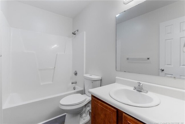 Building Photo - 1456 Middlesbrough Dr