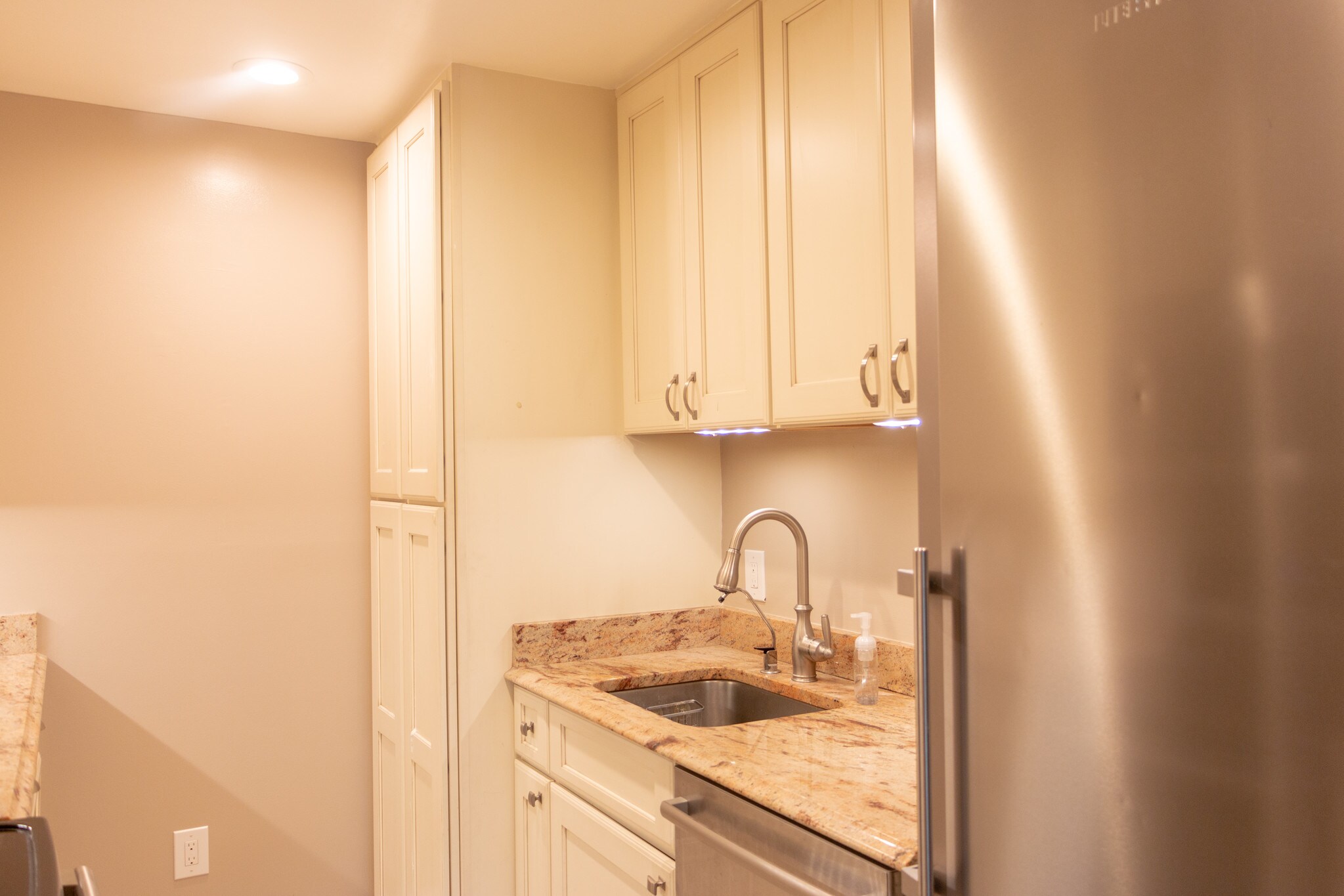 Building Photo - 1930 New Hampshire Ave NW