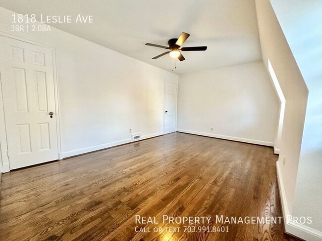 Building Photo - 1818 Leslie Ave