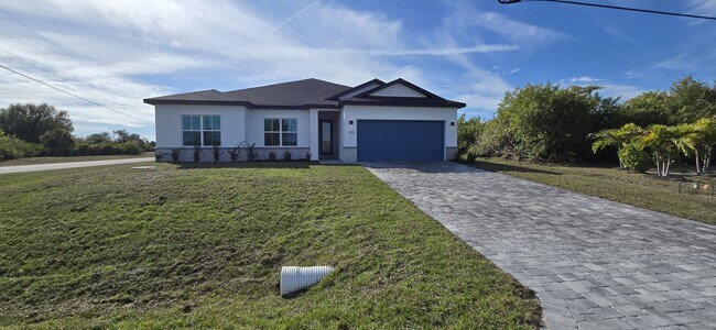 Building Photo - 203 Wright Dr