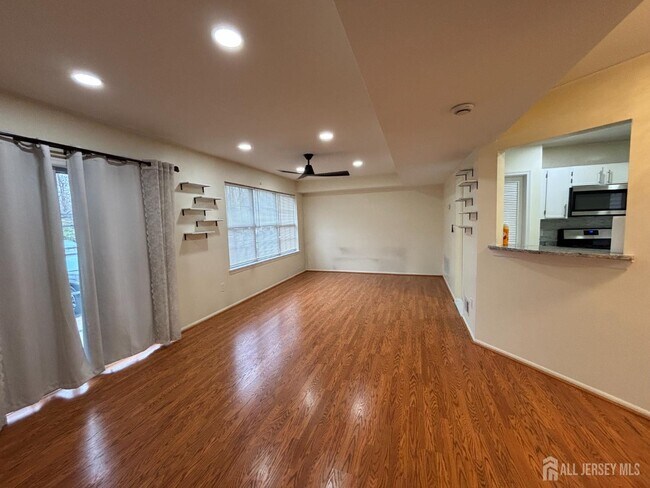 Building Photo - 1301 Plymouth Rd