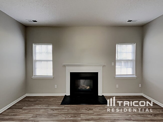Building Photo - 3908 Chatterleigh Dr