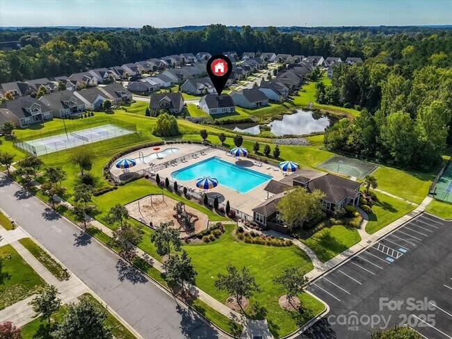 Building Photo - 9528 Horsebit Ln