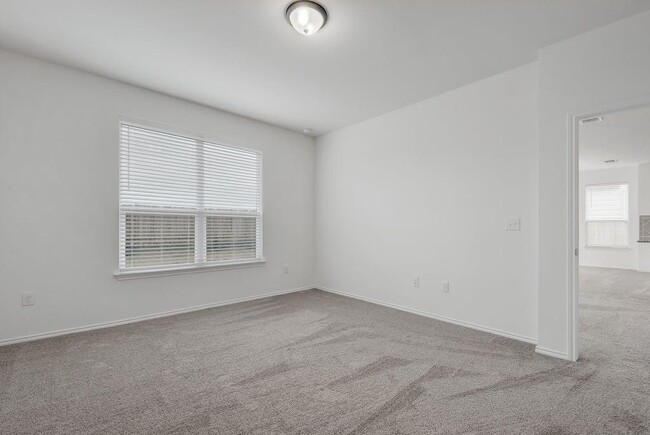 Building Photo - 8200 Knoxville Trl