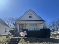 Building Photo - 418 Breckenridge St