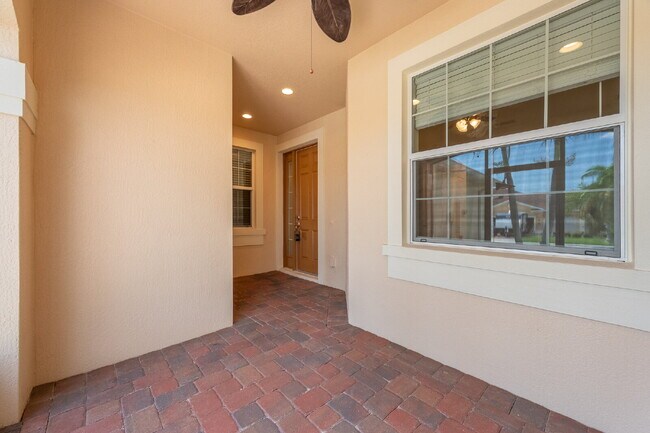Building Photo - Beautiful 3/2 in desirable Stoneridge!