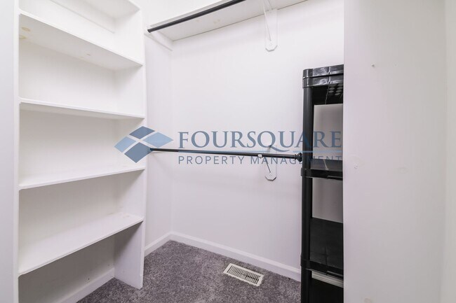 Building Photo - Spacious 3-Bed One Story Home, With  Large...