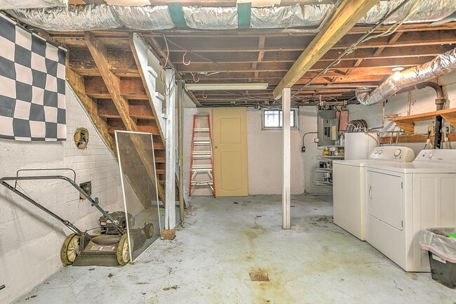 Building Photo - Charming 2BR House in Kingsport