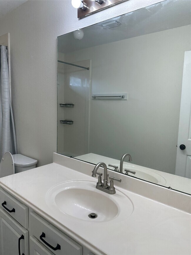 Building Photo - 11158 Riverbank Ridge Ln