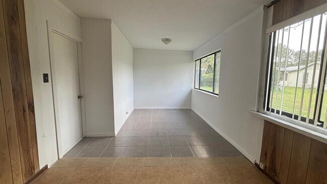 Building Photo - 4817 Landover Cir