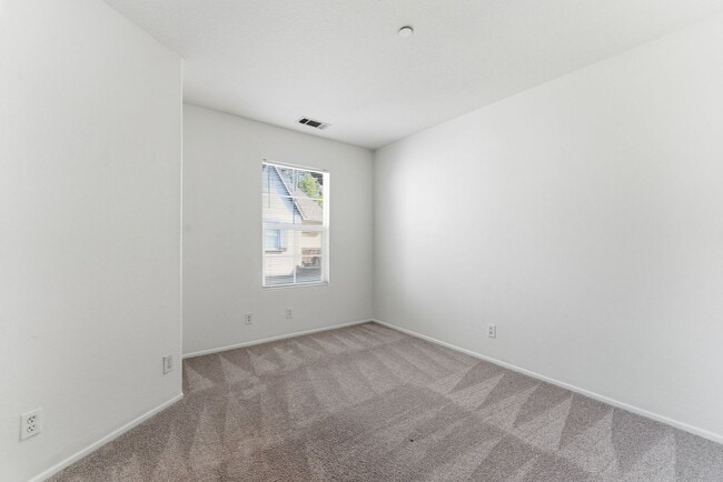 Building Photo - Charming Three Vines Condo with Fresh Upgrades