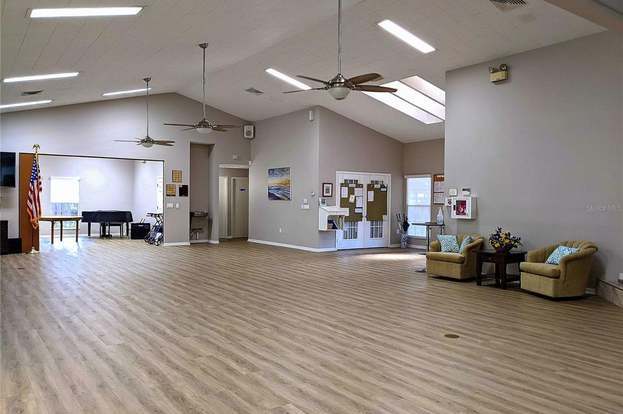 Building Photo - 5810 Garden Lakes Majestic
