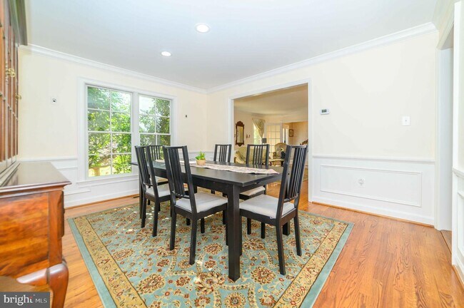 Building Photo - 4708 Randolph Ct