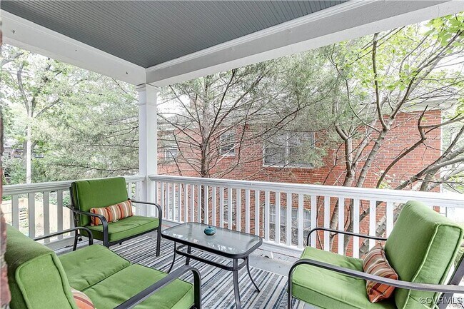 Building Photo - Charming 2-bedroom 1 bath