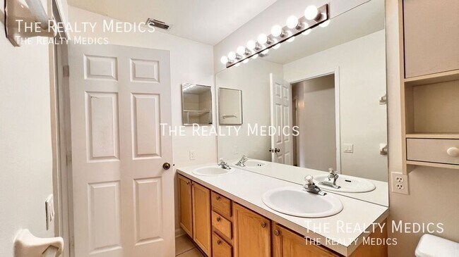 Building Photo - 7373 Mardell Ct