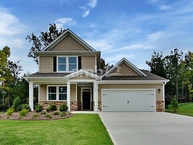 Building Photo - 138 Spruce Cir