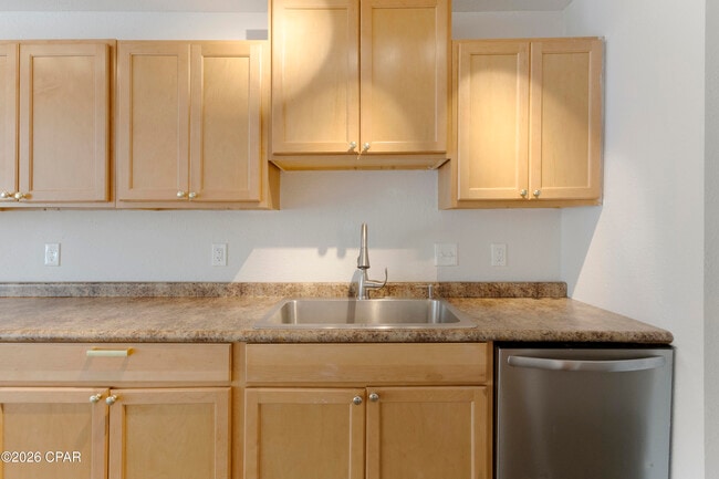 Building Photo - 4455 W 19th St