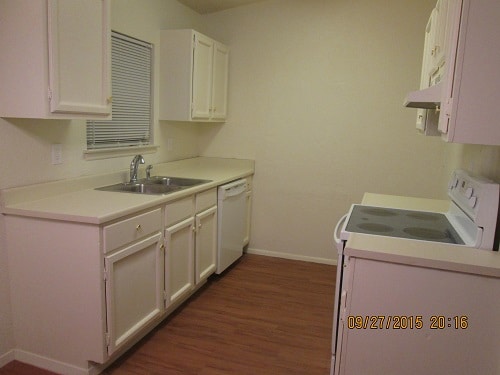 Building Photo - 9835 Meadow Way