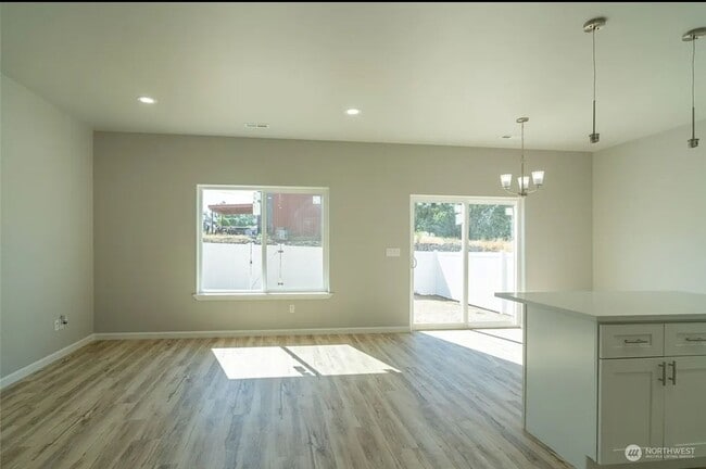 Building Photo - RENT REDUCED-HOME FOR RENT IN SOAP LAKE!