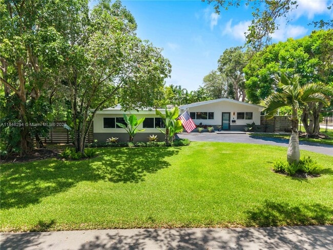 Building Photo - 13800 SW 78th Pl