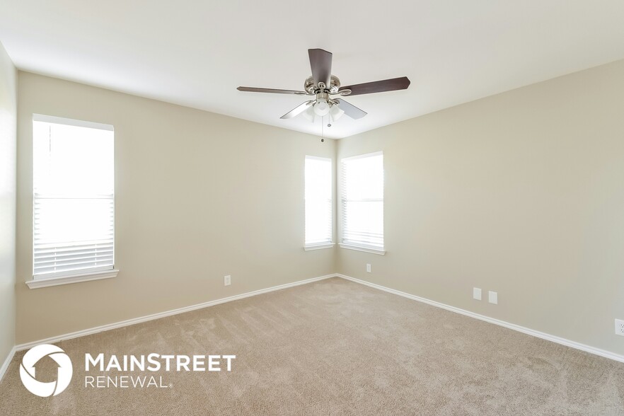Building Photo - 8439 Chalk Hill Cove