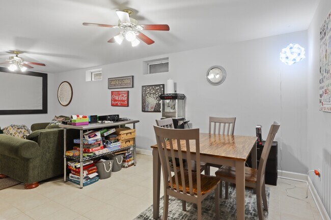 Building Photo - 47627 Rhyolite Pl