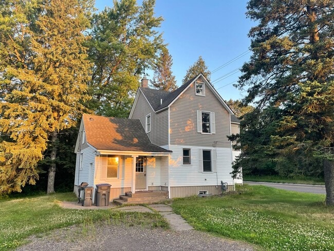 Building Photo - 3 Bedroom Kenwood Home