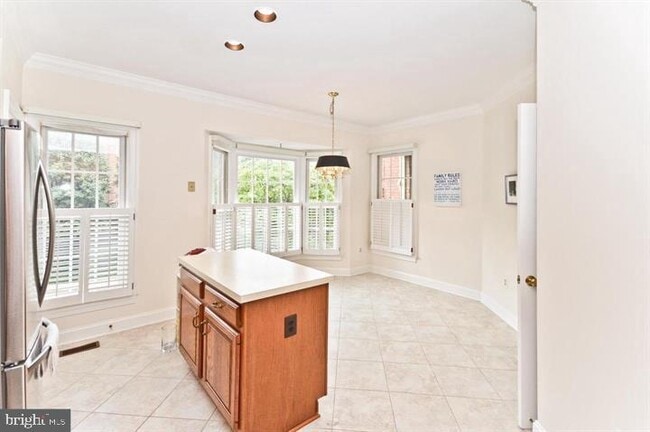 Building Photo - 1540 Hampton Hill Cir